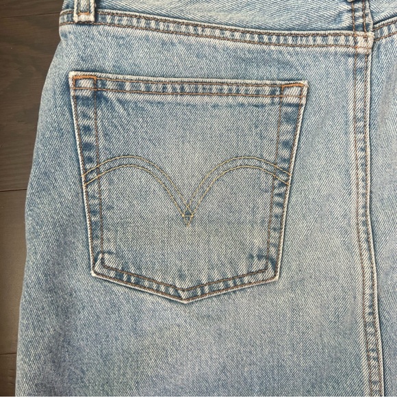 Levis Ribcage Skirt (brand new) - size 27 - Picture 10 of 10